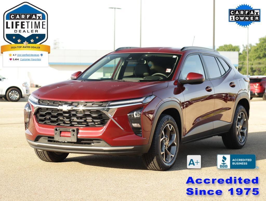 Used 2025 Crimson Metallic Chevrolet LT image 3