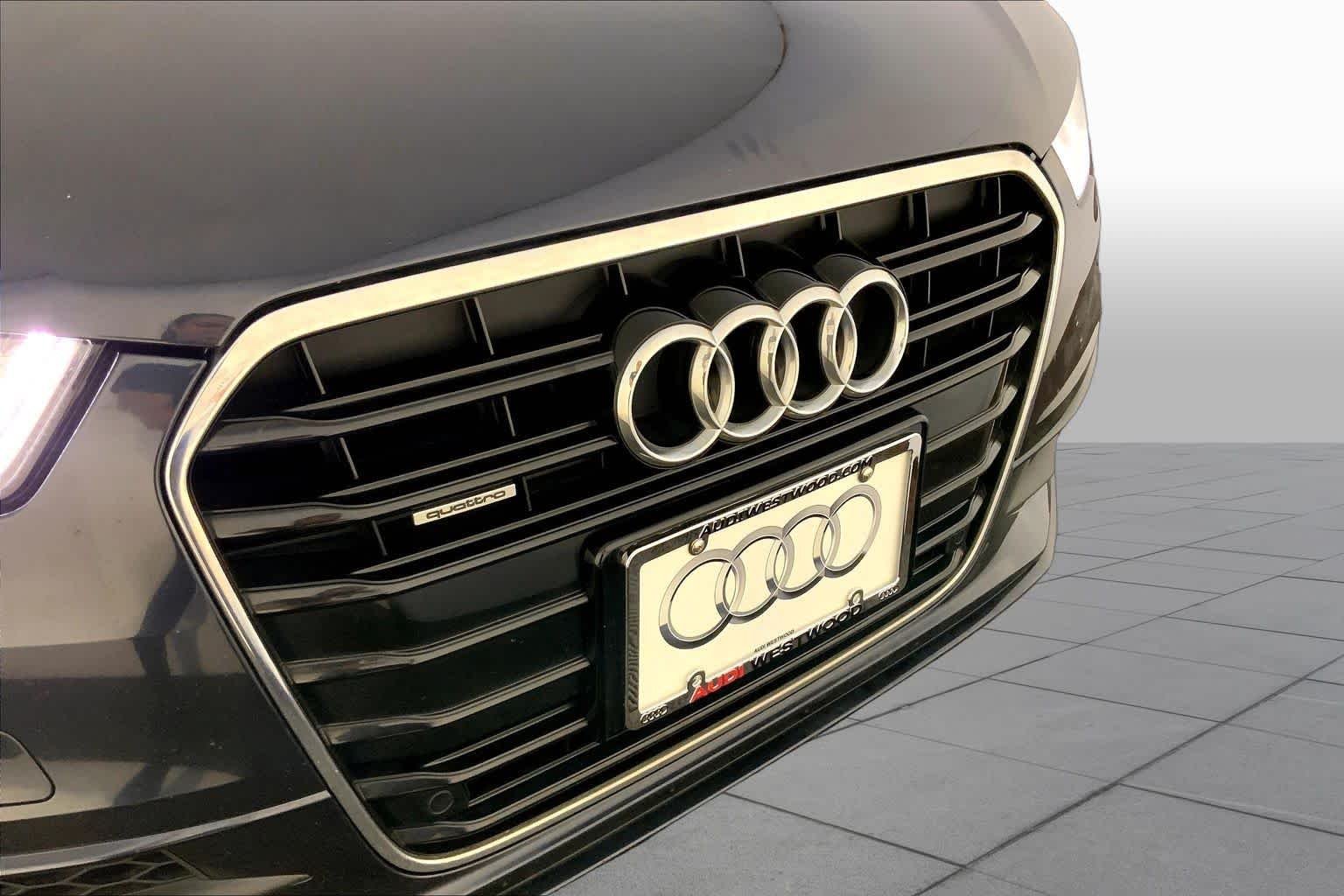 Used 2014 Moonlight Blue Metallic Audi 3.0T Prestige image 32