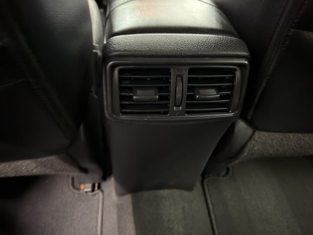 Used 2019 Silver Nissan SL image 23