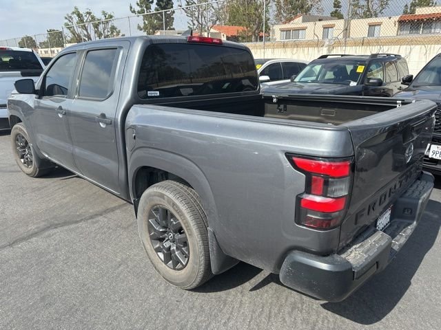 Certified Used 2023 Gun Metallic Nissan S image 2