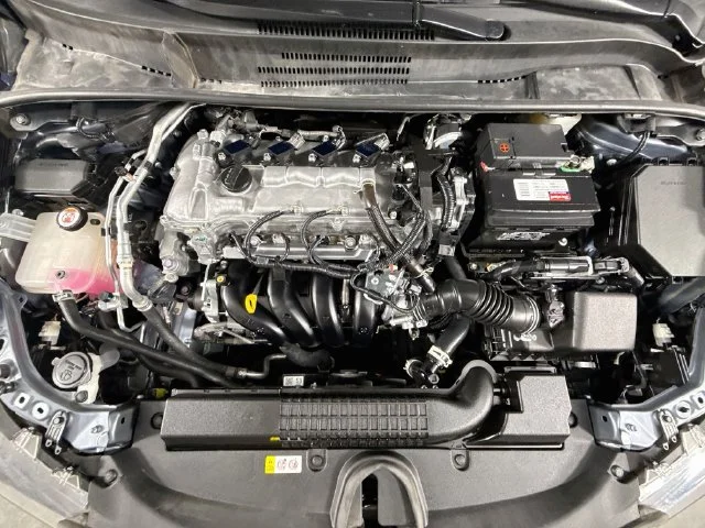 Certified Used 2022  Toyota LE image 29