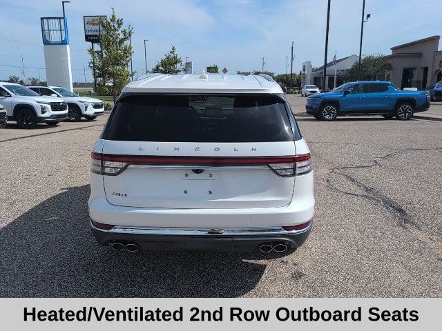 Used 2020 White Metallic Lincoln Reserve image 19
