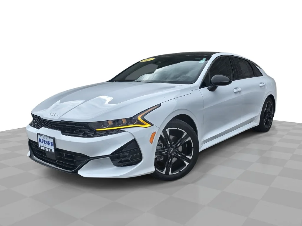 2022 Kia K5 GT-Line