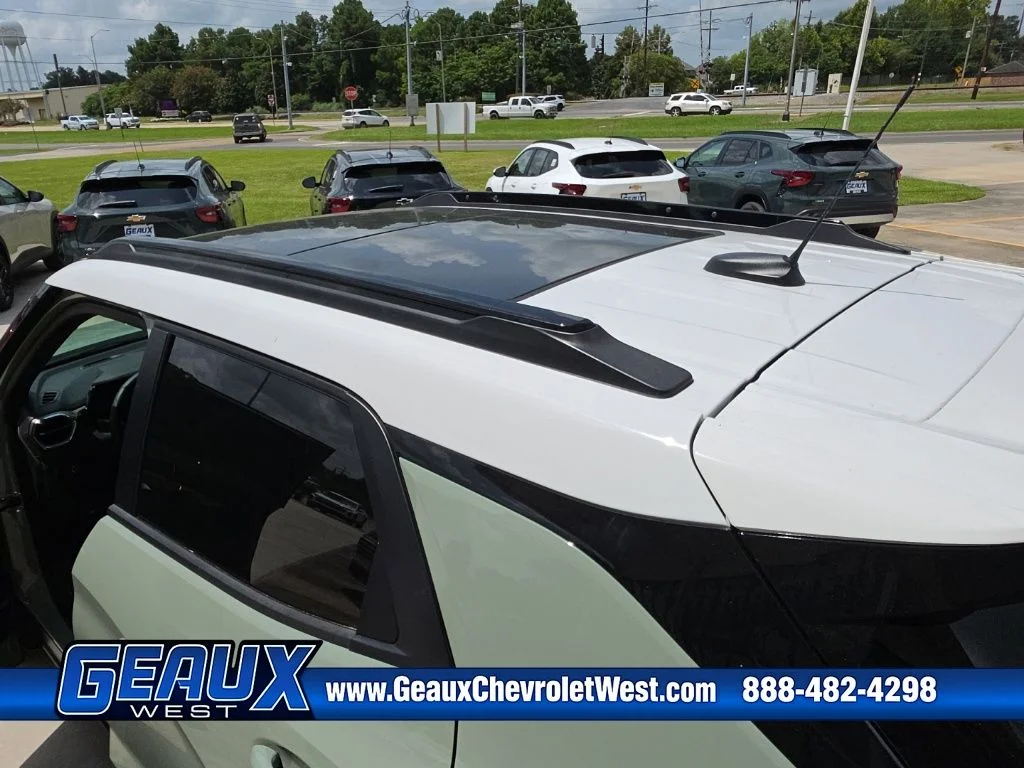 Used 2025 Green Chevrolet ACTIV image 36