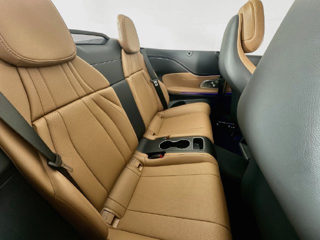 Certified Used 2024  Mercedes-Benz CLE 300 image 27
