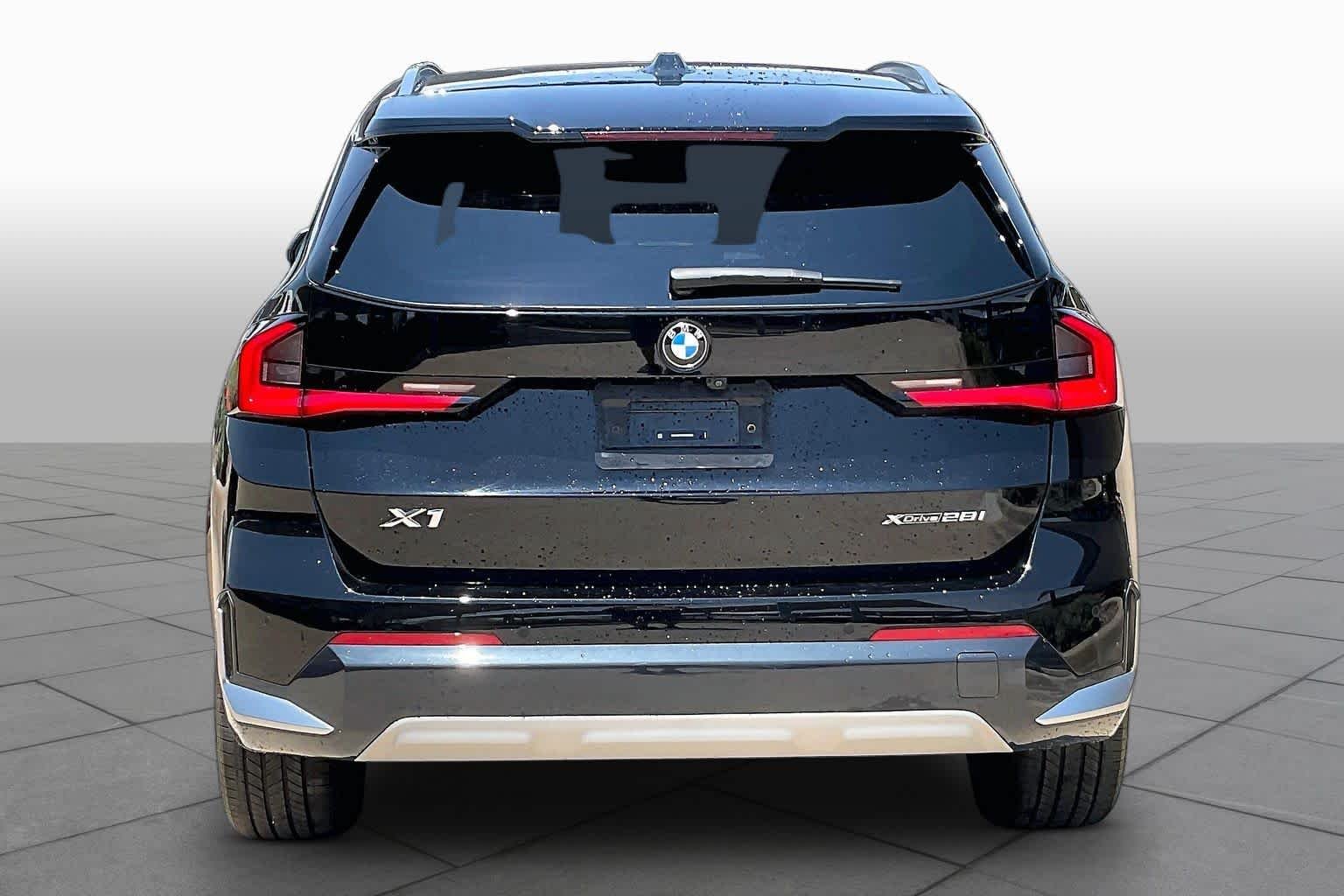 Used 2024 Jet Black BMW xDrive28i image 5