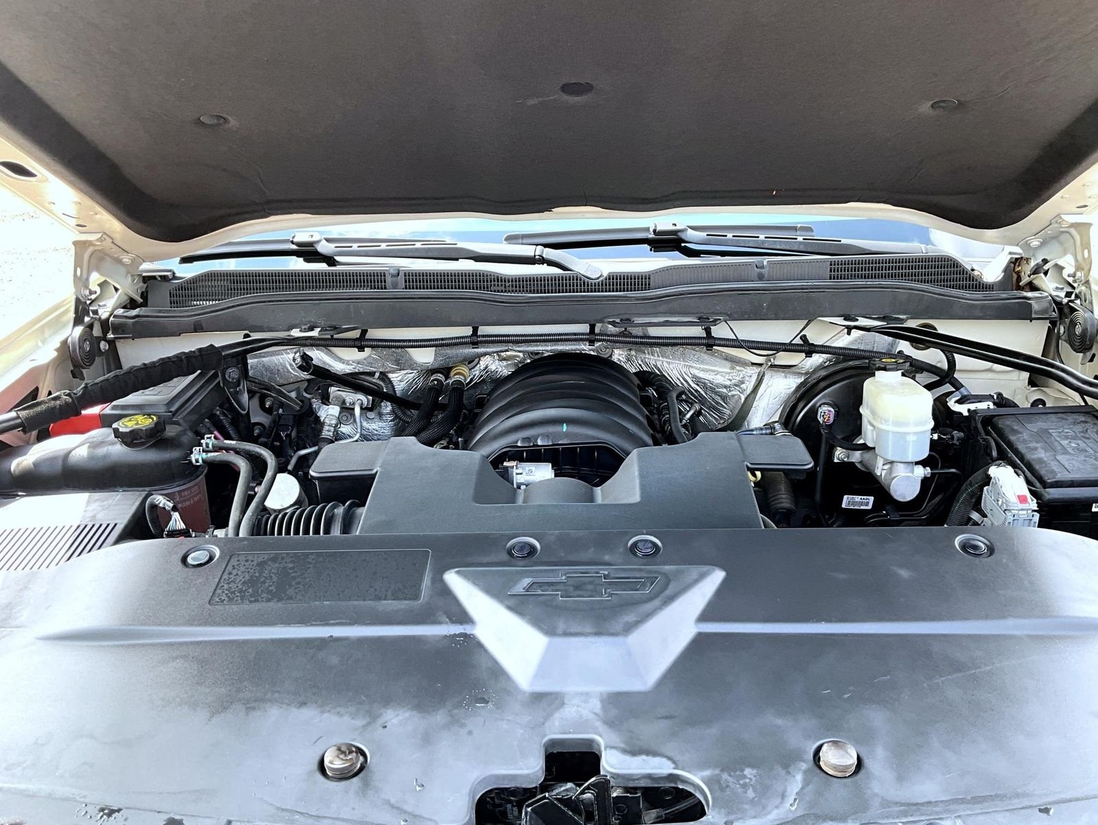 Used 2014 White Chevrolet LT image 24