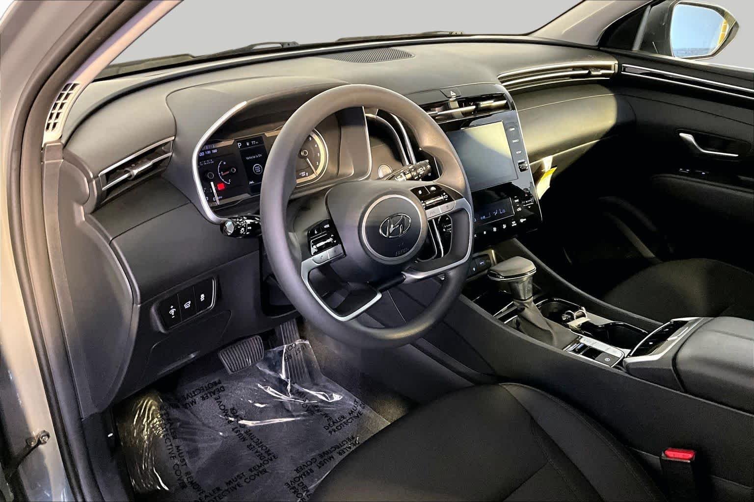 Used 2024 Hampton Gray Hyundai SEL image 18