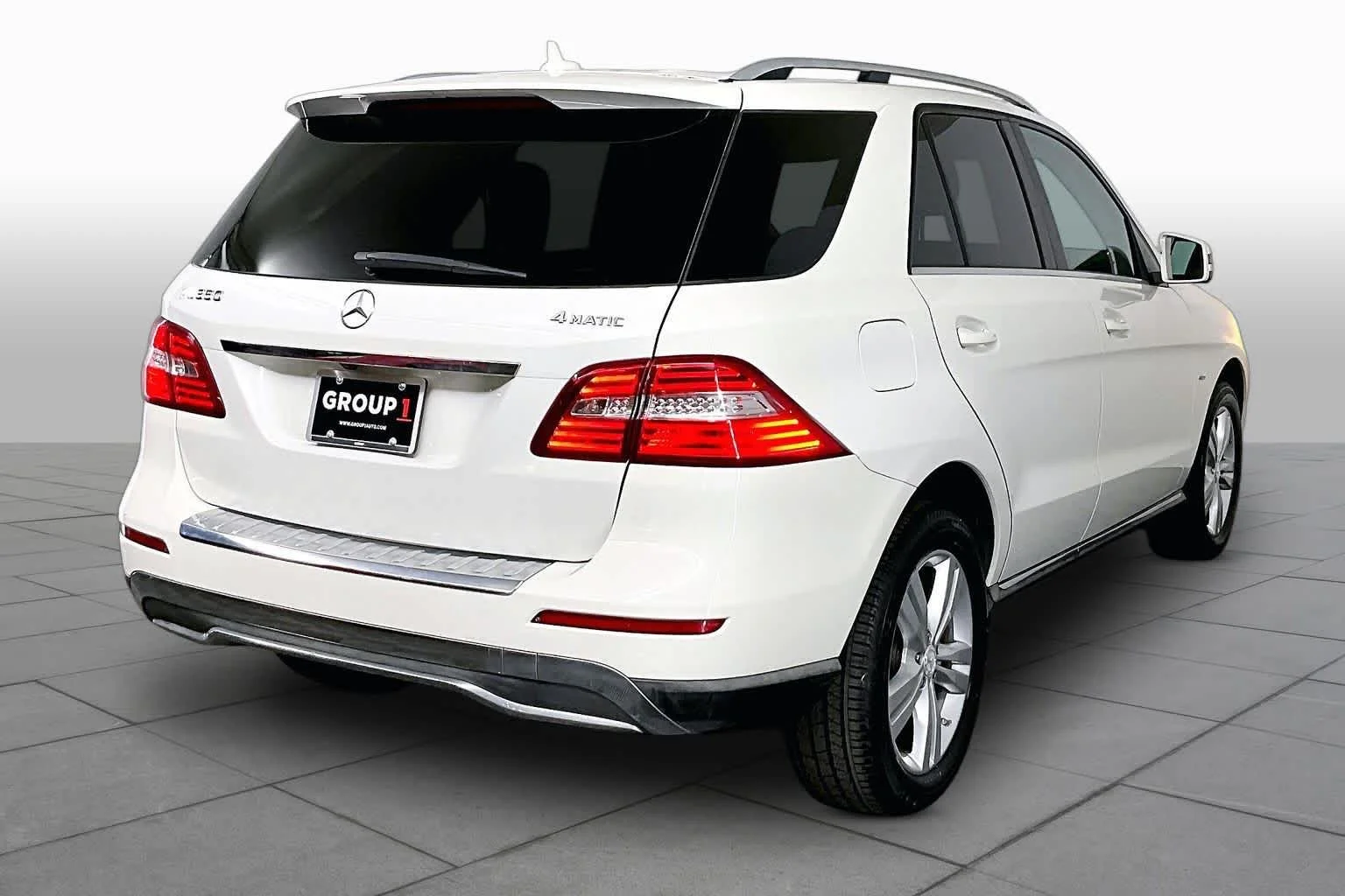 Used 2012 Arctic White Mercedes-Benz ML 350 image 13