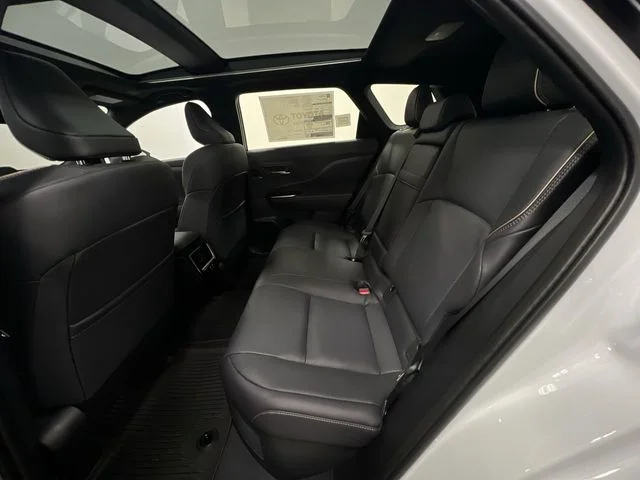 New 2026 Oxygen White <sup>1</sup> Toyota  Limited image 27