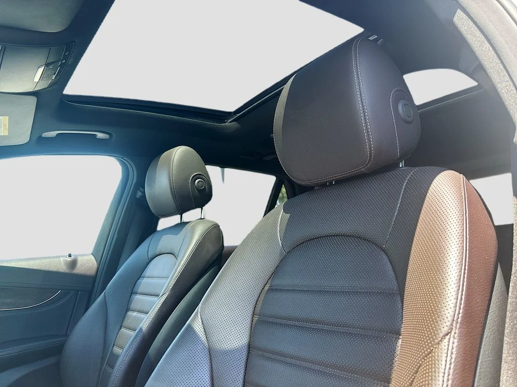 Used 2018 White Mercedes-Benz GLC 300 image 42