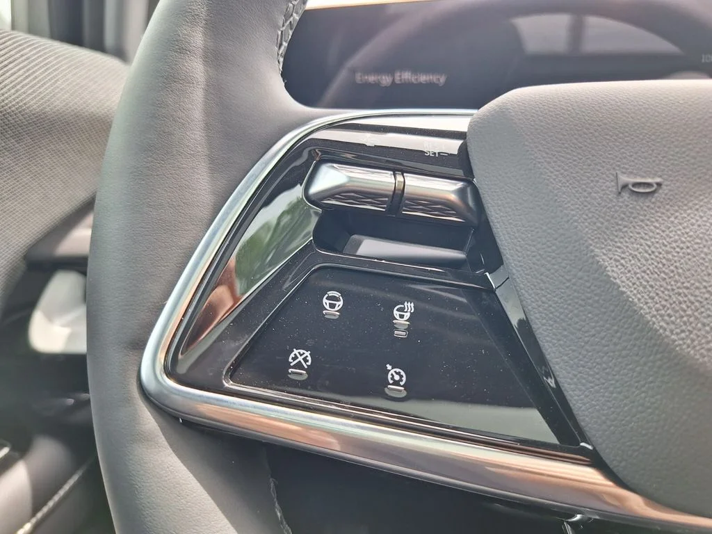 2026 Cadillac OPTIQ Sport - Photo 22