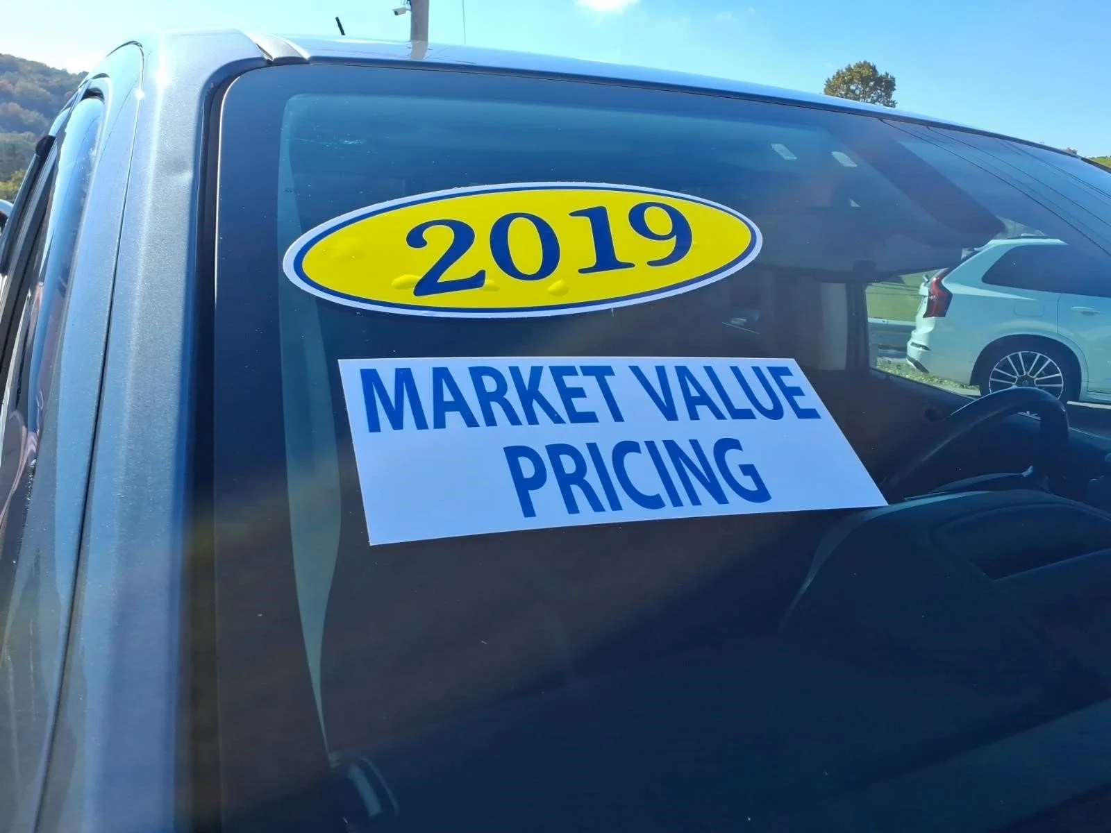 Used 2019 Satin Steel Metallic G9k Chevrolet LT image 9