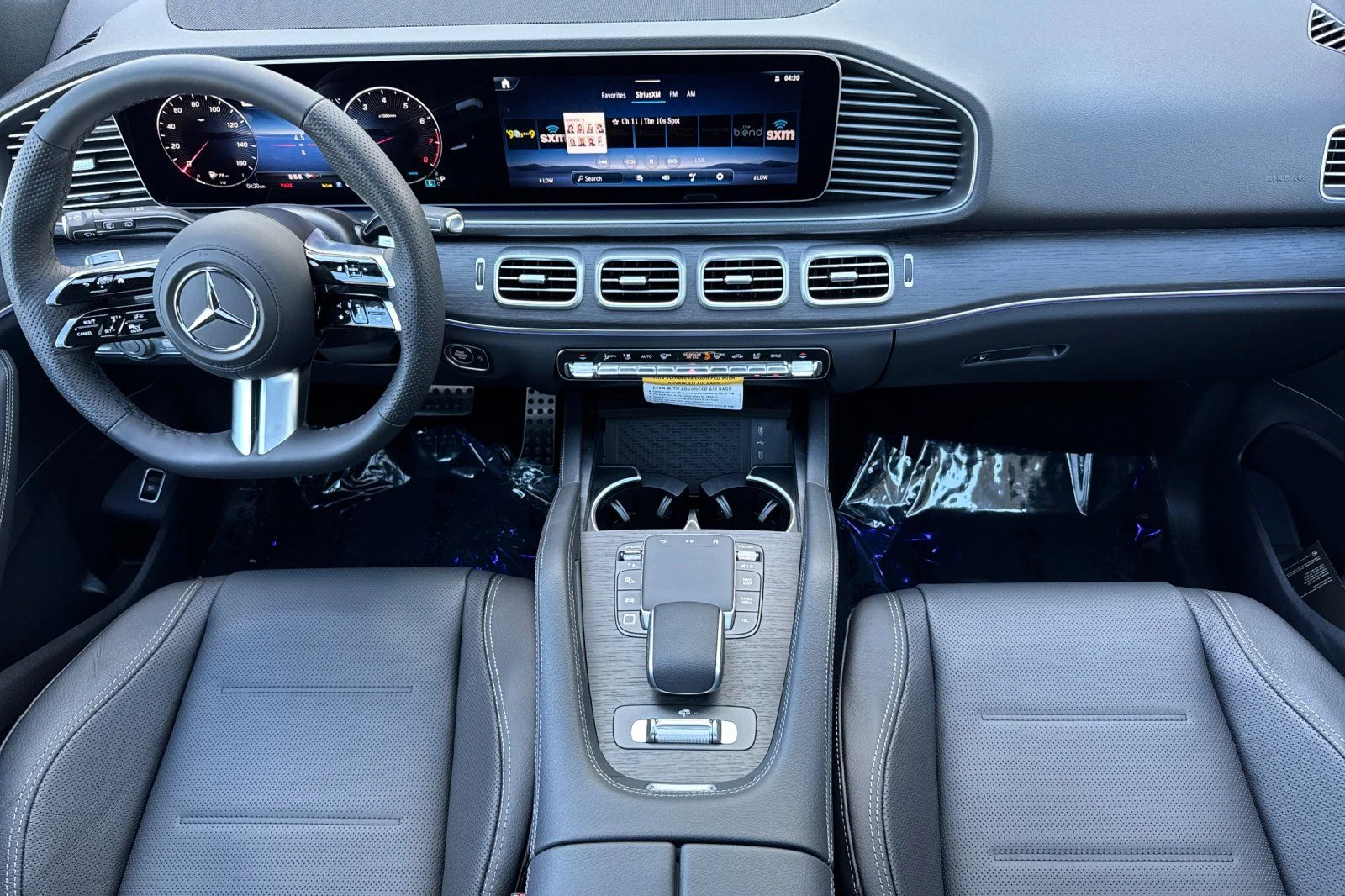New 2026 MANUFAKTUR Alpine Grey Mercedes-Benz GLE 580 image 11
