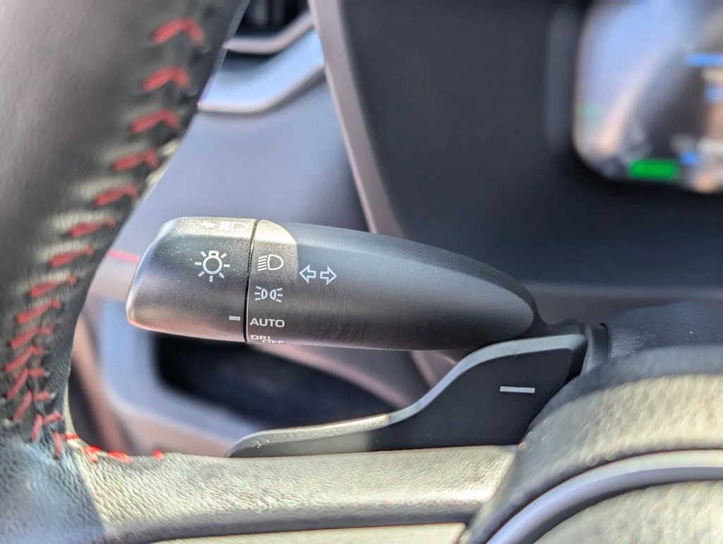 2024 Toyota RAV4 XSE - Photo 38