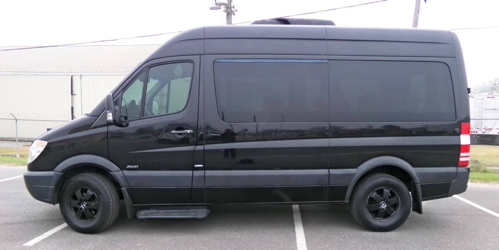 2011 Mercedes-Benz Sprinter Wagon Base - Photo 2