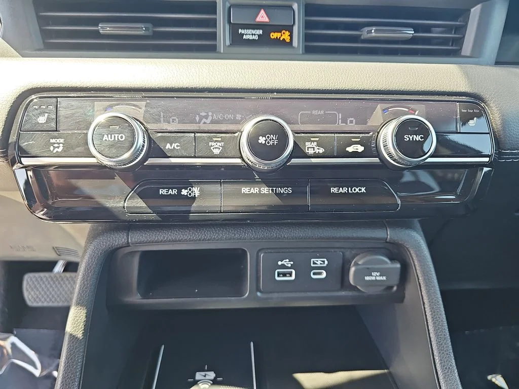Used 2023  Honda Touring image 25