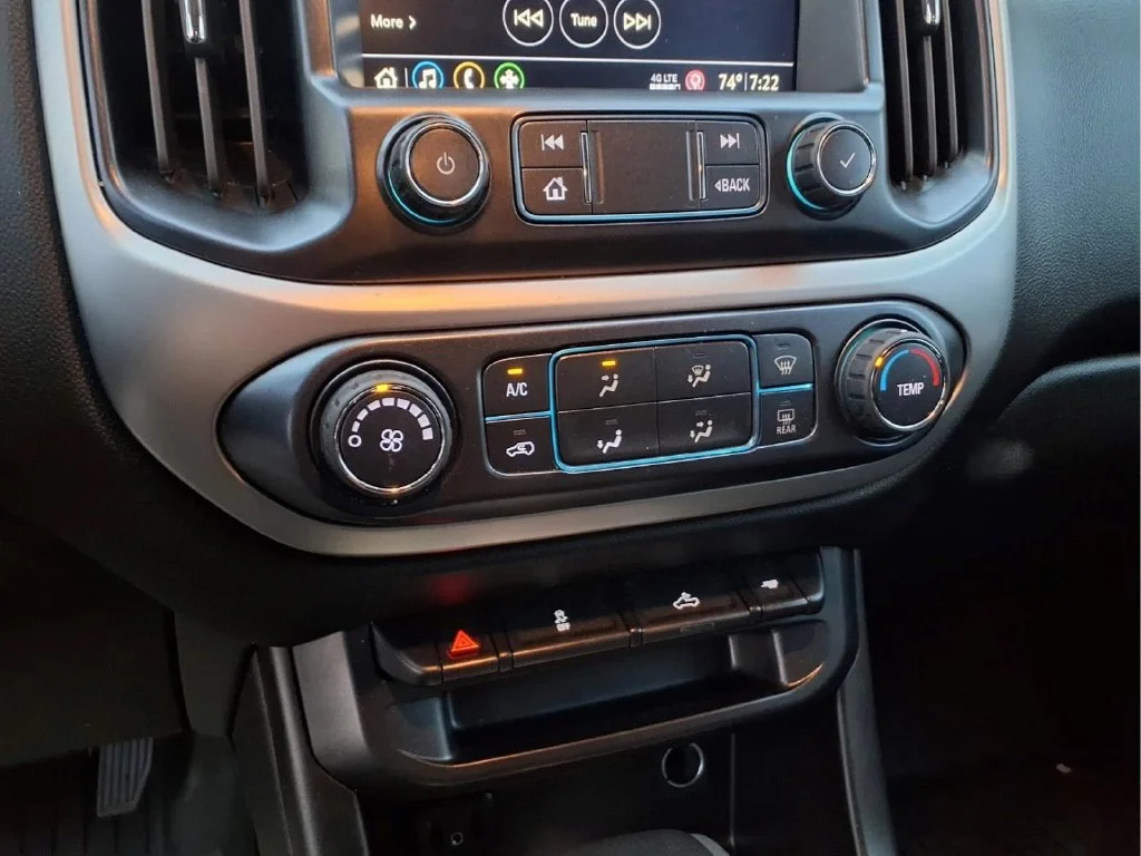 Used 2019 Red Chevrolet LT image 17