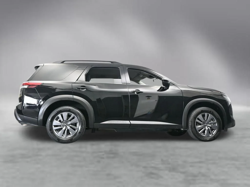 2025 Nissan Pathfinder SV - Photo 65