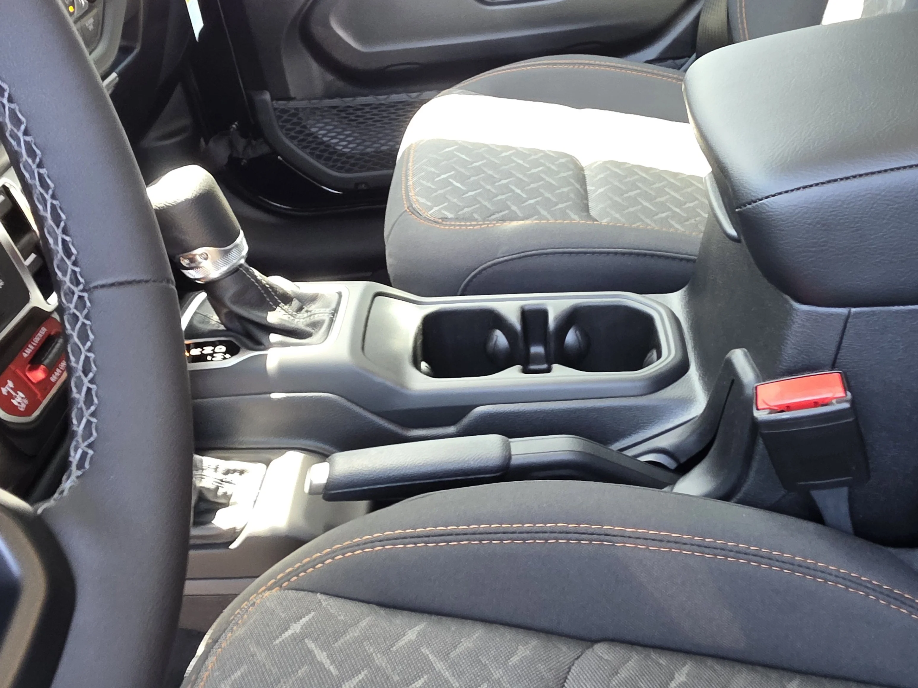 New 2026 Black Clearcoat Jeep Mojave image 8