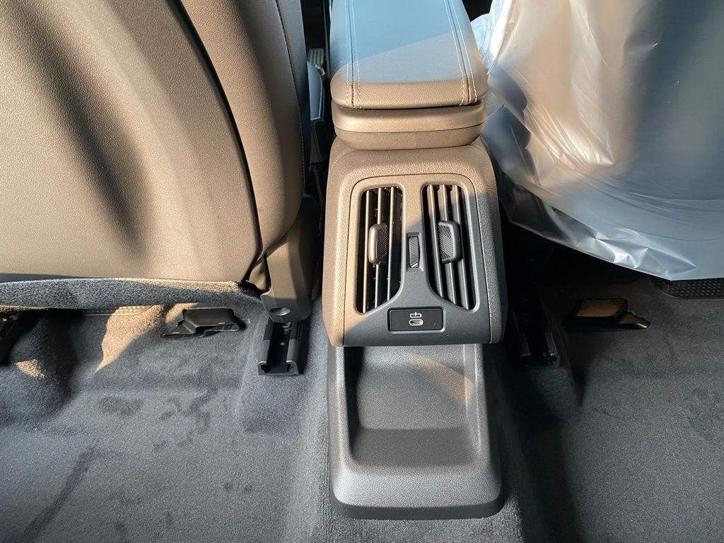 2026 BMW X2 28i - Photo 9