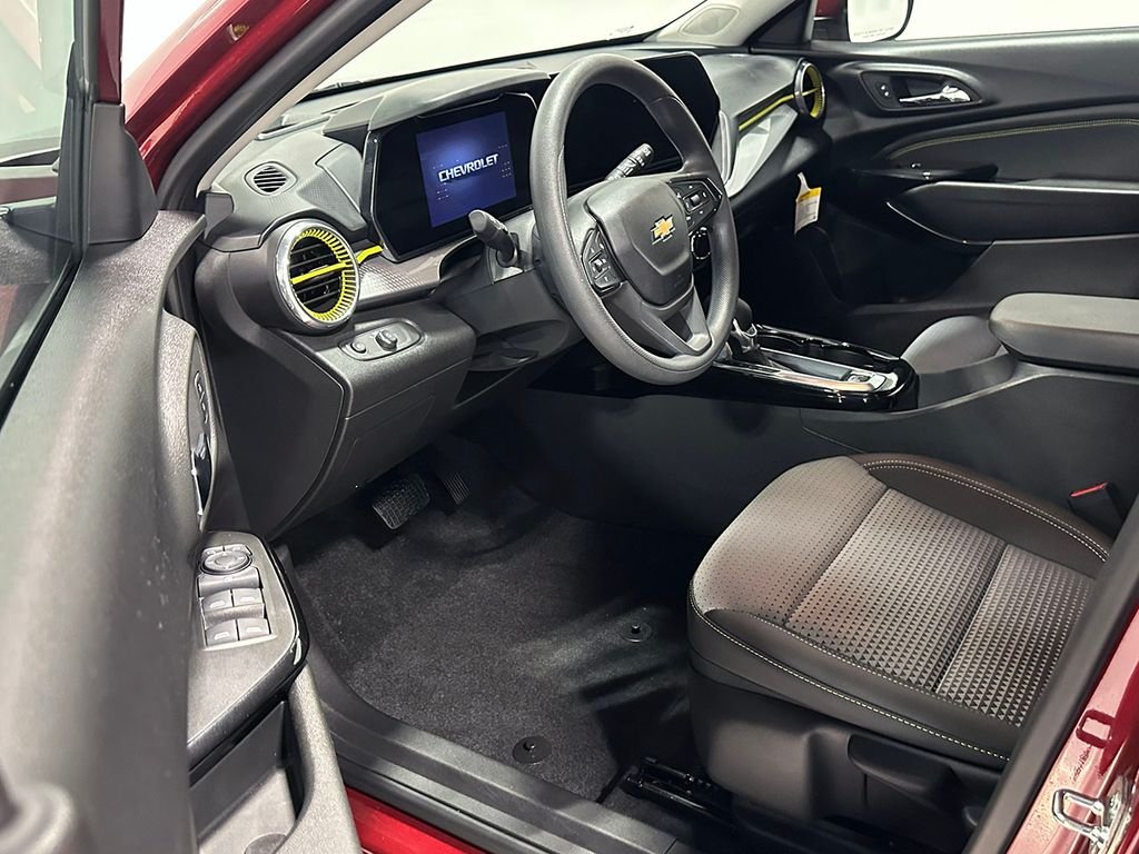 Used 2024 Red Chevrolet LT image 18