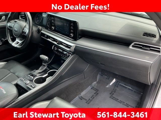 Used 2021 White Kia GT-Line image 37