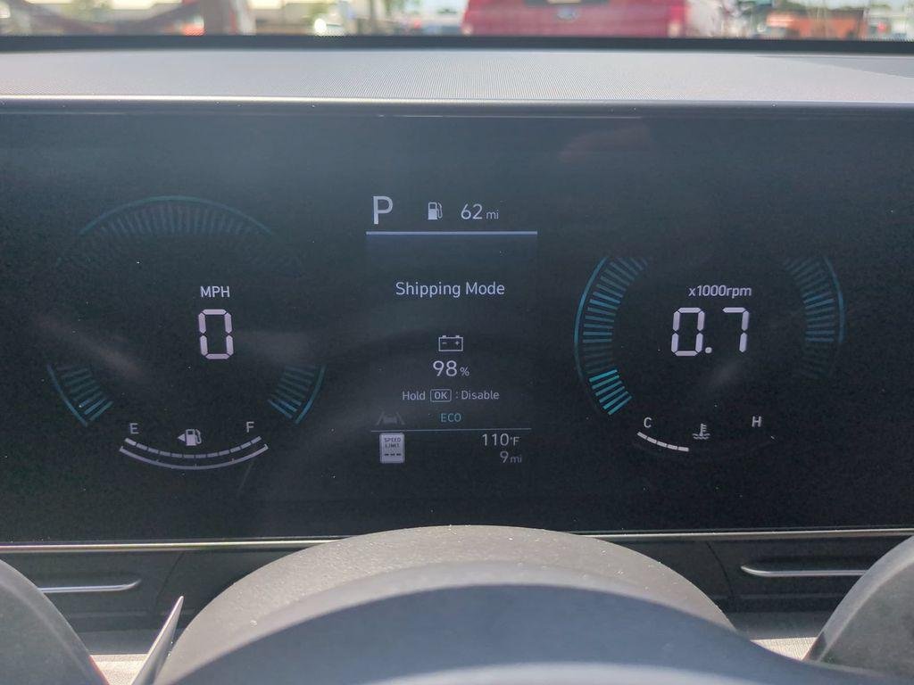 New 2027 Gray Hyundai SE FWD image 33