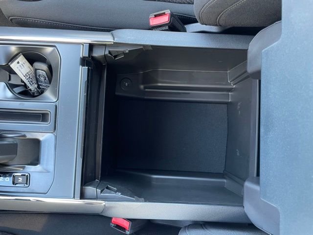 New 2026 Carbonized Gray Metallic Ford XLT image 30