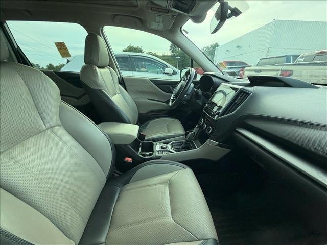 Used 2021 Crystal White Pearl Subaru Limited image 8