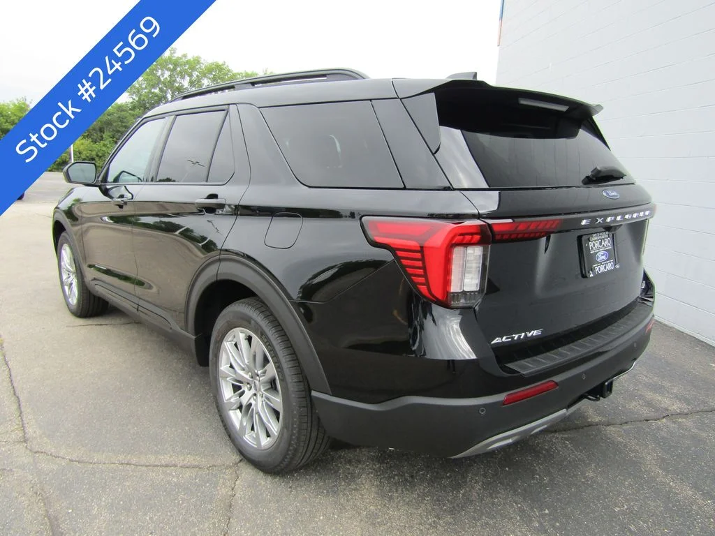 New 2026 Agate Black Metallic Ford Active image 5