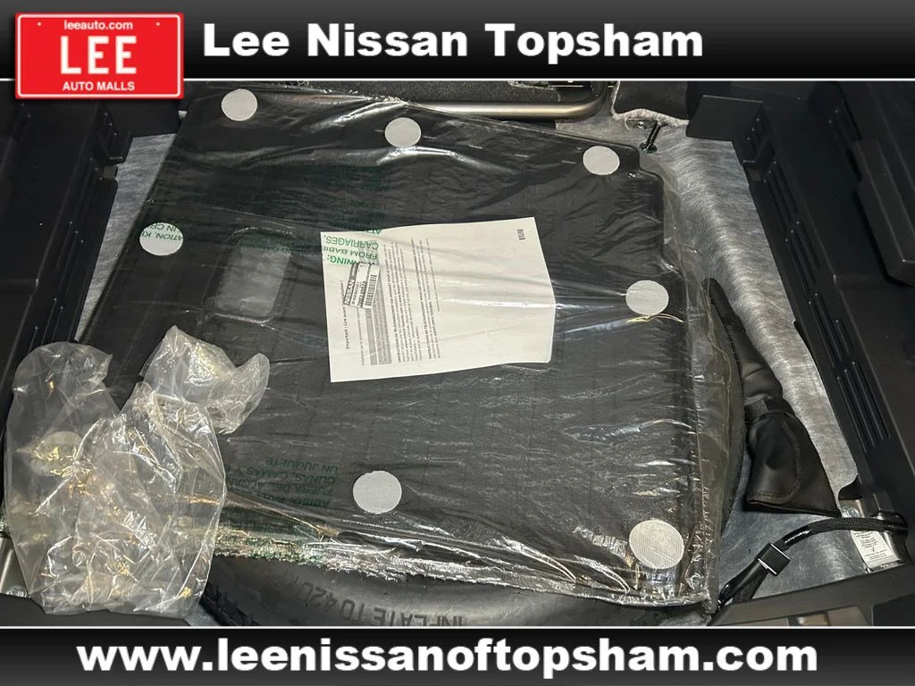Used 2025 Super Black Nissan SV image 20