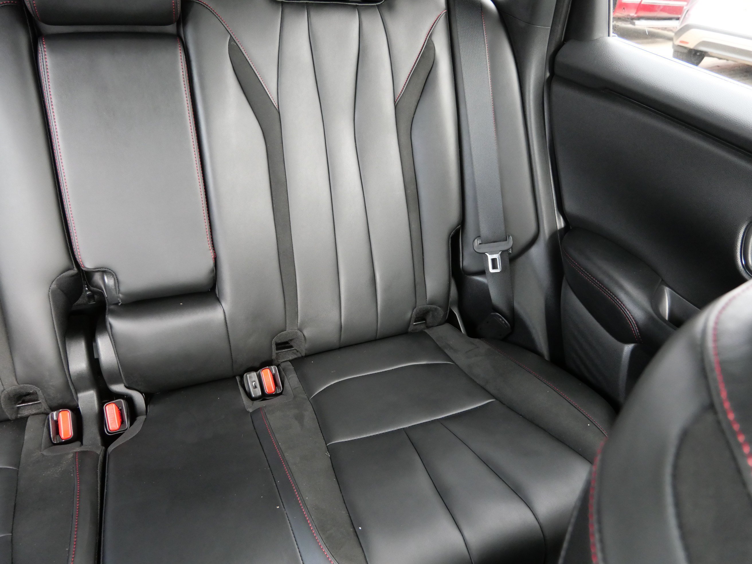 Used 2025 Solar Silver Metallic Acura w/A-Spec Advance Package image 14