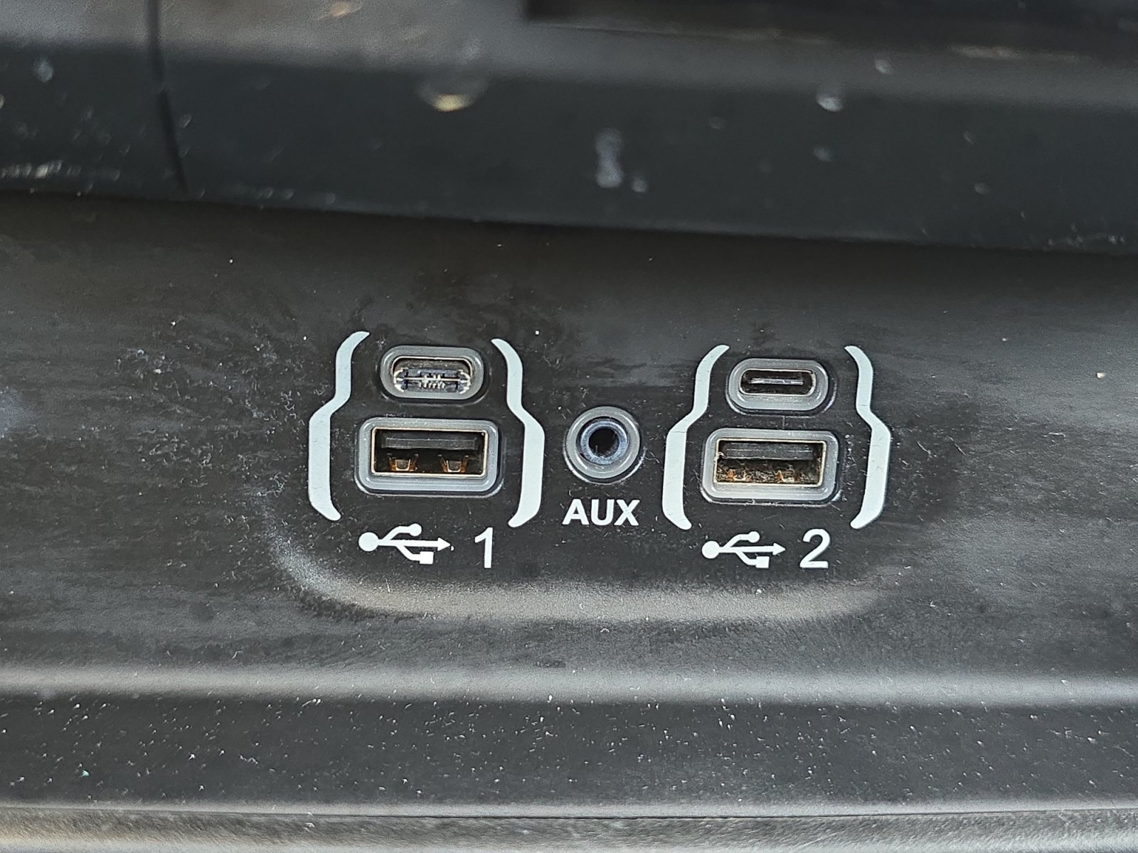 Used 2021 Diamond Black Crystal Pearlcoat Ram Laramie image 21