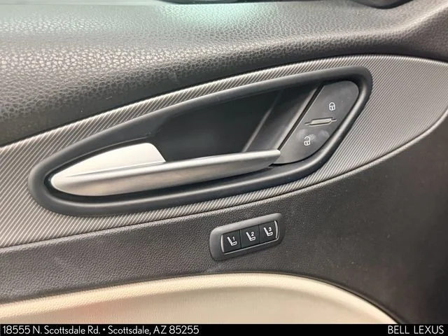 Used 2019  Alfa Romeo Ti Sport image 18