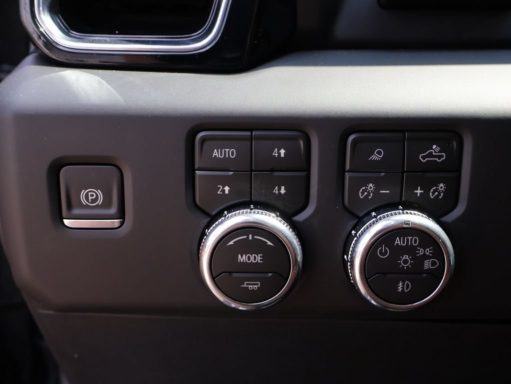 New 2026 Sterling Metallic GMC Denali Ultimate image 34