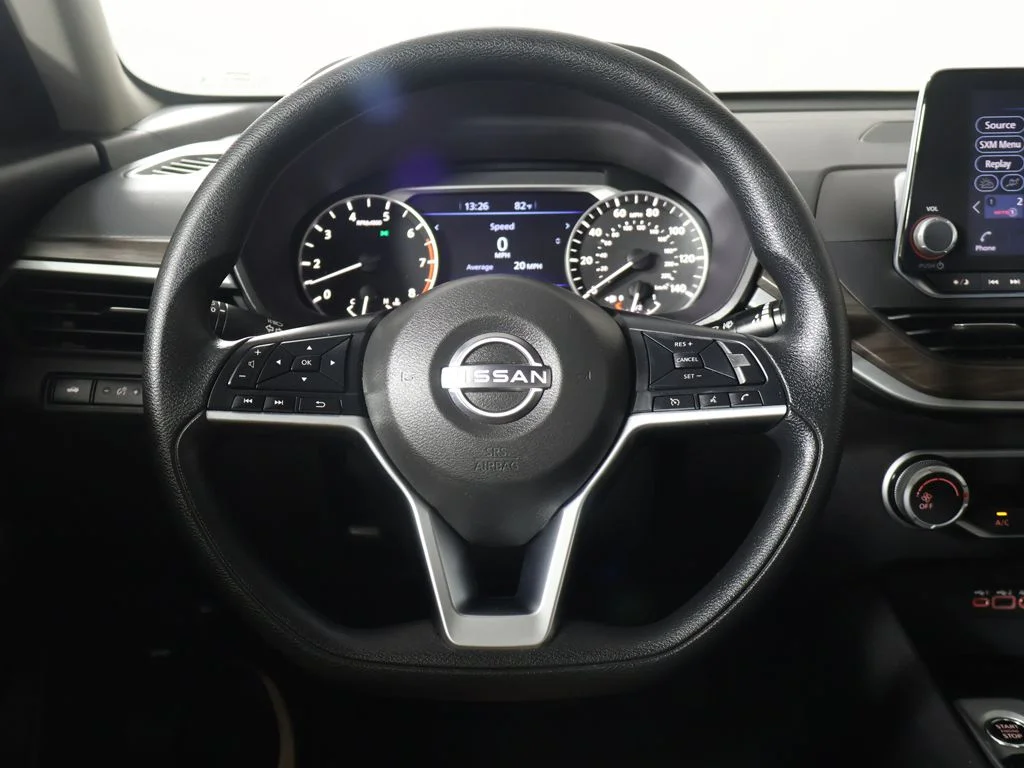 Used 2024 Red Nissan 2.5 SV image 31