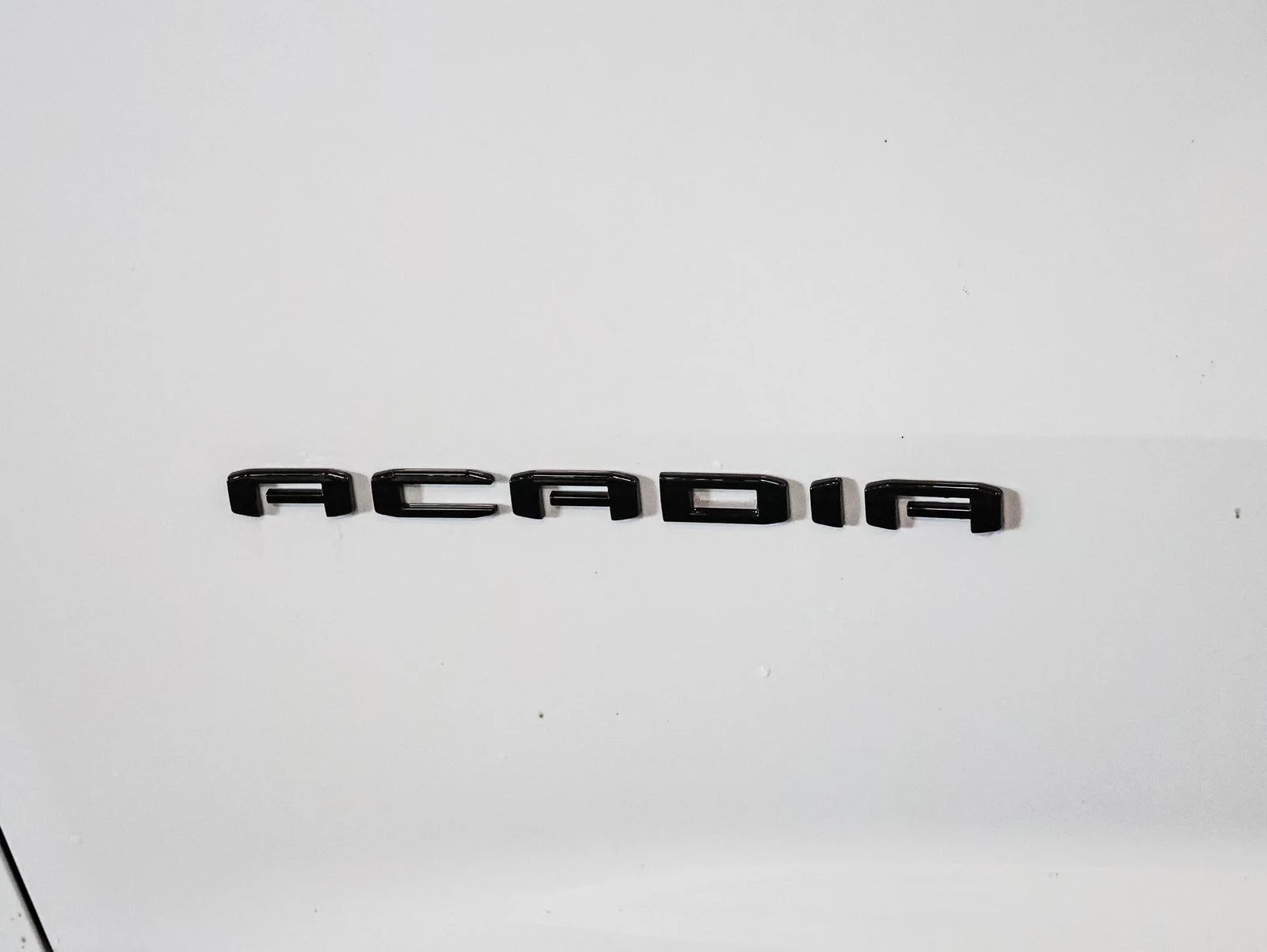 New 2026 White GMC Elevation image 18