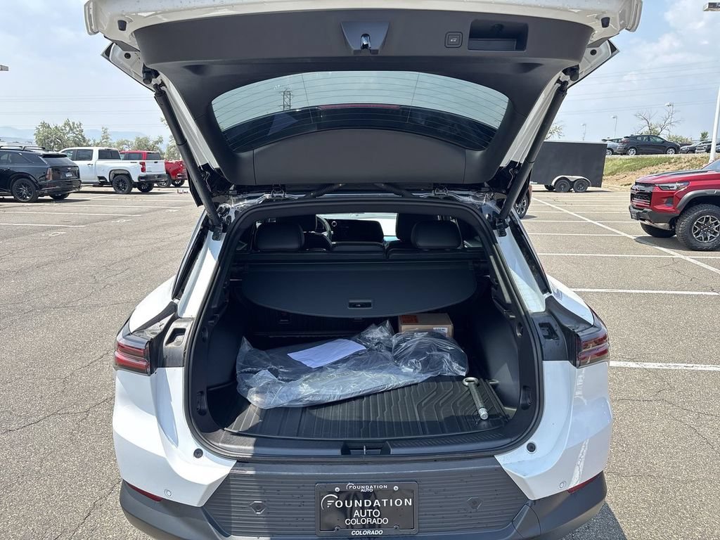 2026 Chevrolet Equinox EV 2LT - Photo 26