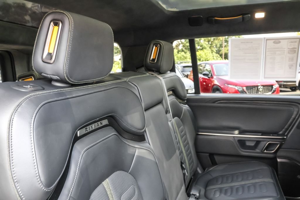 Used 2024  Rivian Adventure Dual Motor Max Pack image 33