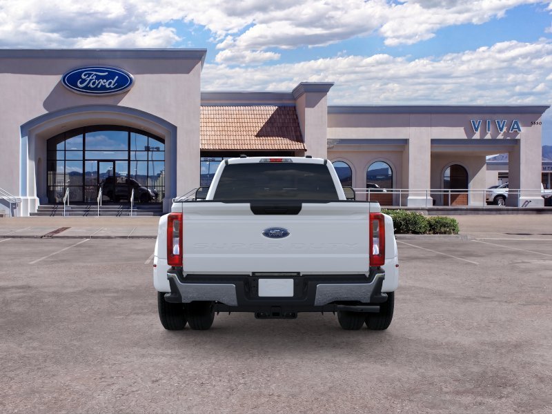 New 2026 Oxford White Ford F-350® XLT image 5