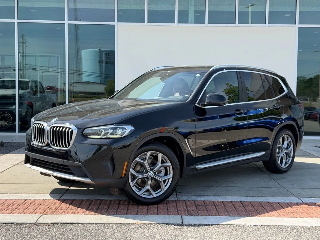 2023 BMW X3 sDrive30i's photo