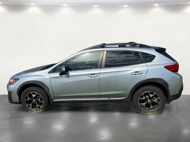 Used 2018 Silver Subaru 2.0i Premium image 19