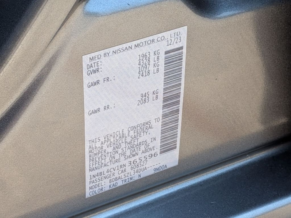 Used 2024 Gray Nissan 2.5 SR image 32