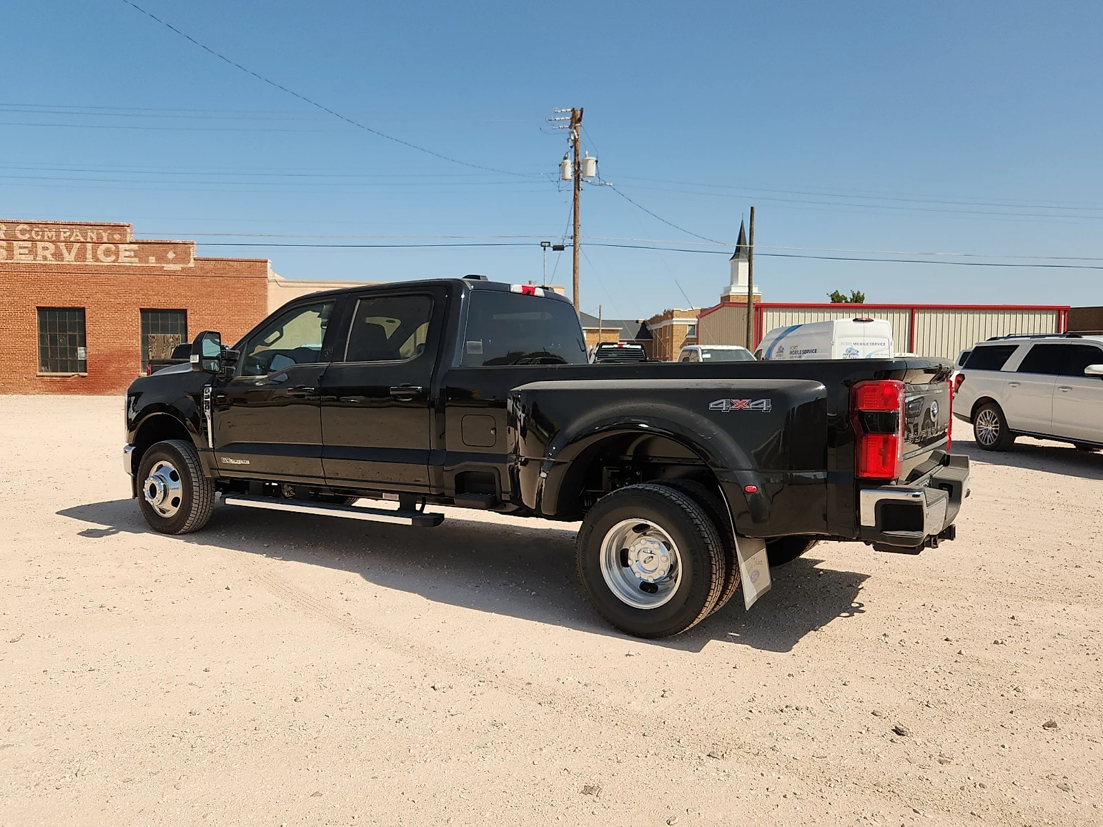 New 2026 Agate Black Metallic Ford Lariat image 4
