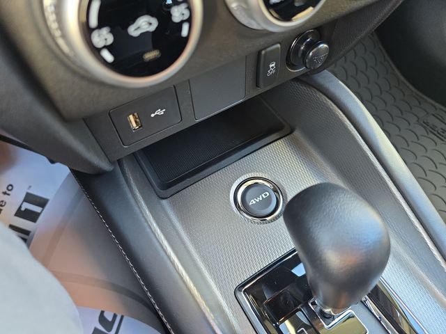 2025 Mitsubishi Outlander Sport ES - Photo 20