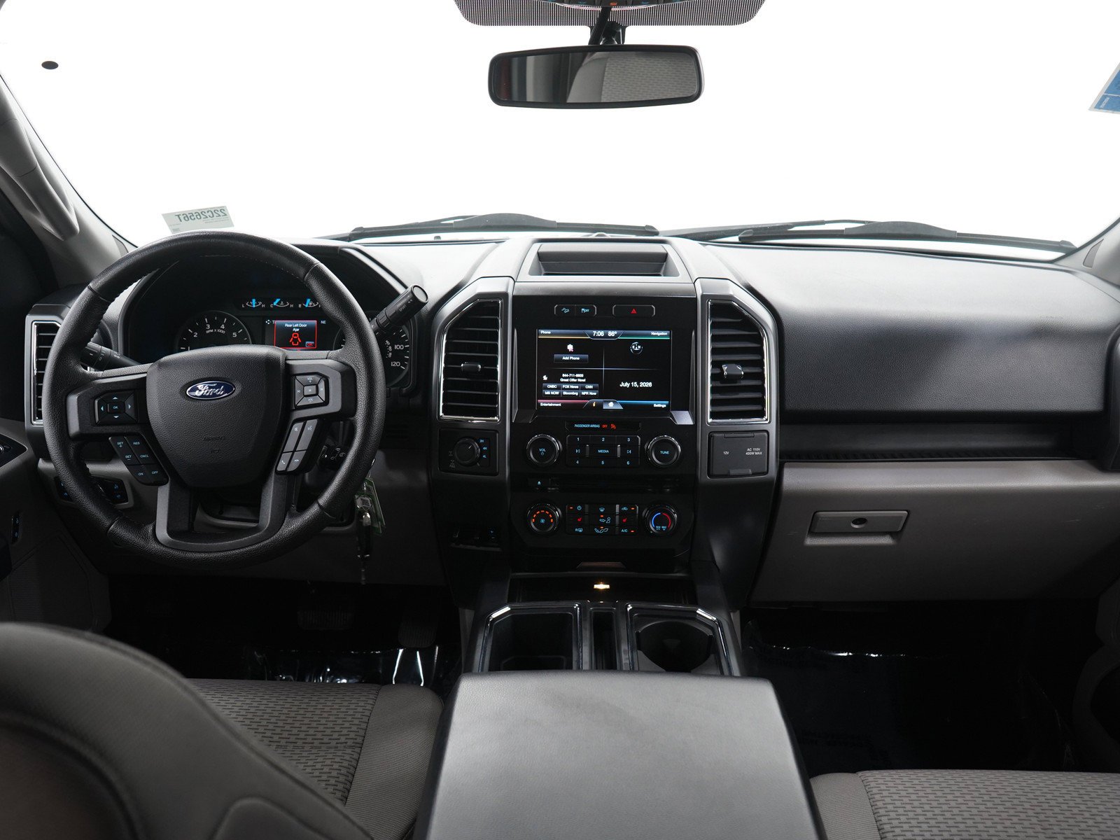 Used 2015  Ford XLT image 16