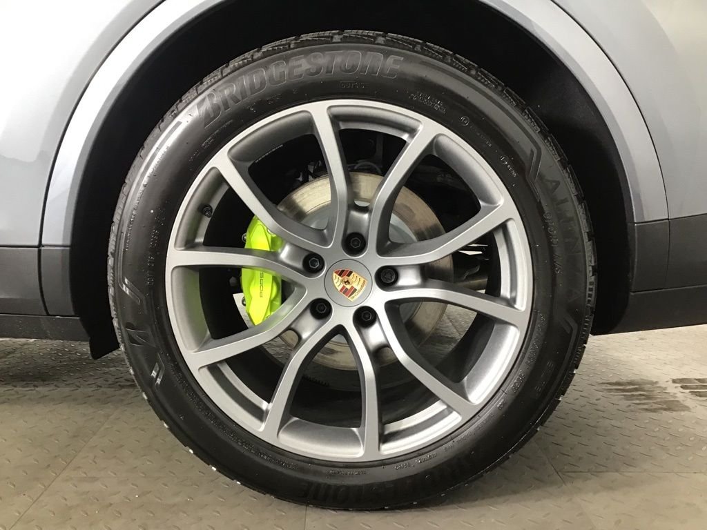 New 2026 Vanadium Grey Metallic Porsche  image 12