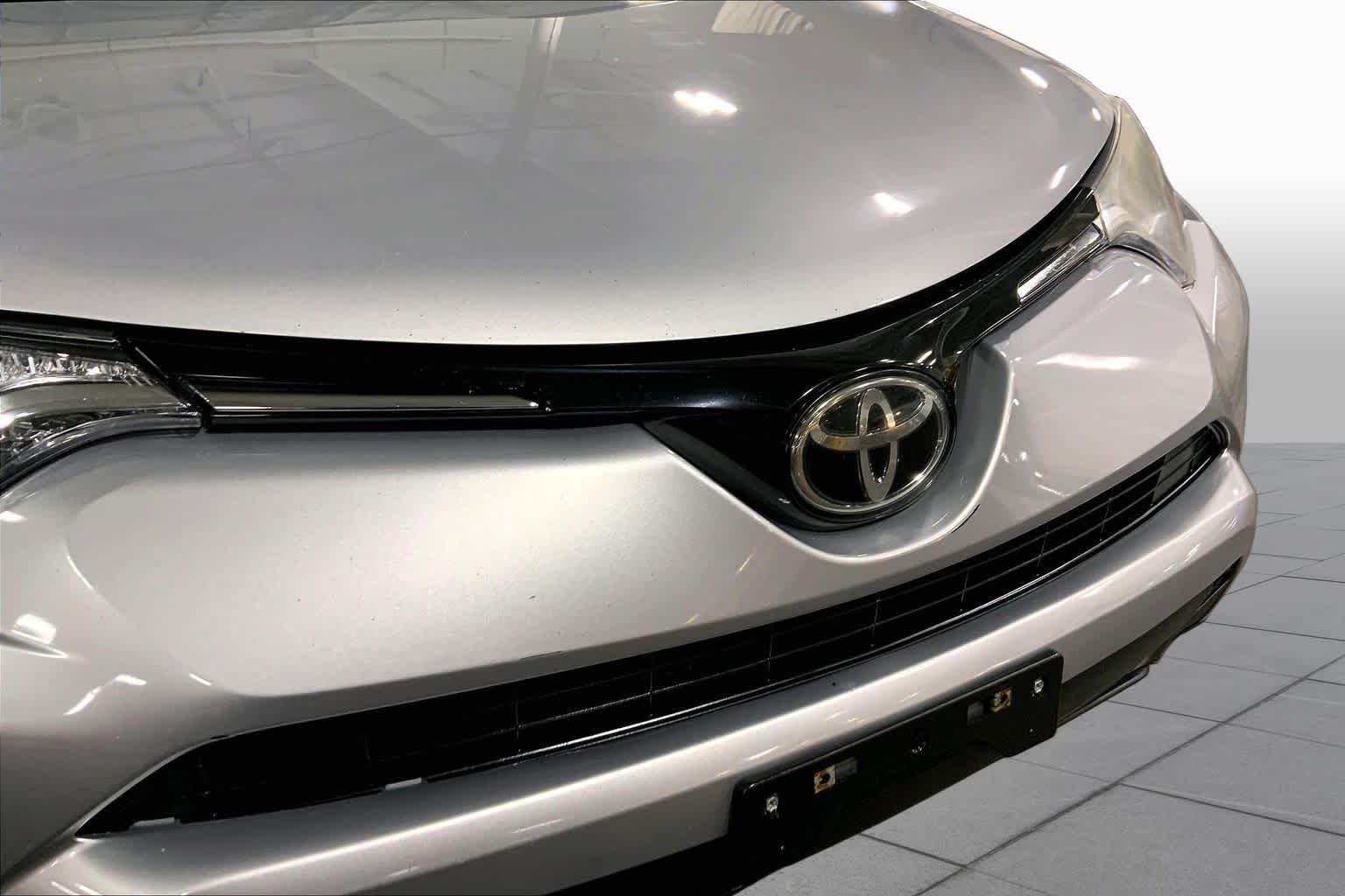 Used 2017 Silver Sky Metallic Toyota LE image 30