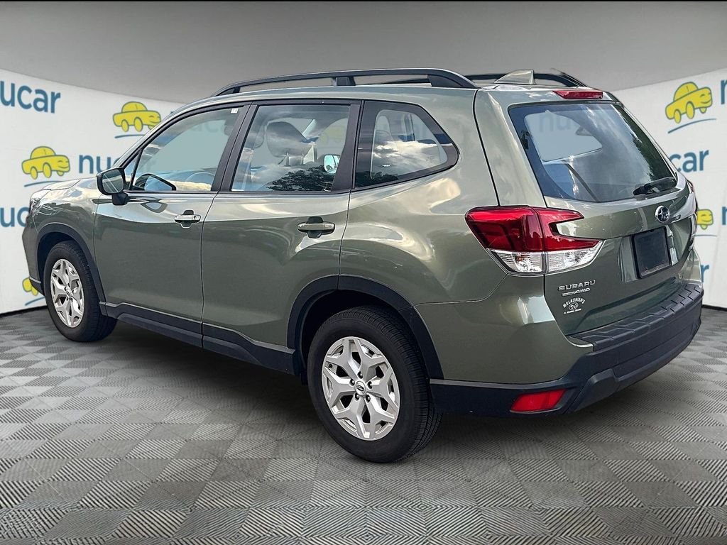 Used 2021 Green Subaru Base image 5